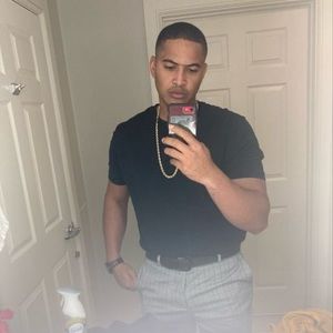 Meet your Posher, Leoanny